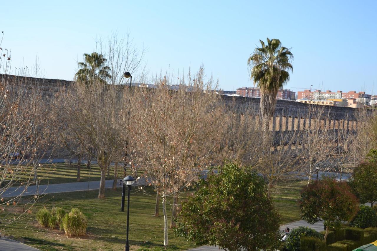 Apartamento Acueducto, Tres Dormitorios Y Parking Gratis Меріда Екстер'єр фото