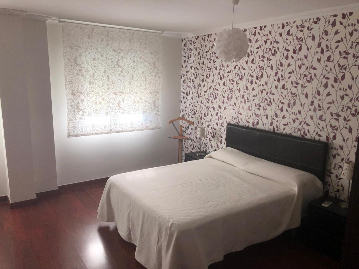 Apartamento Acueducto, Tres Dormitorios Y Parking Gratis Меріда Екстер'єр фото