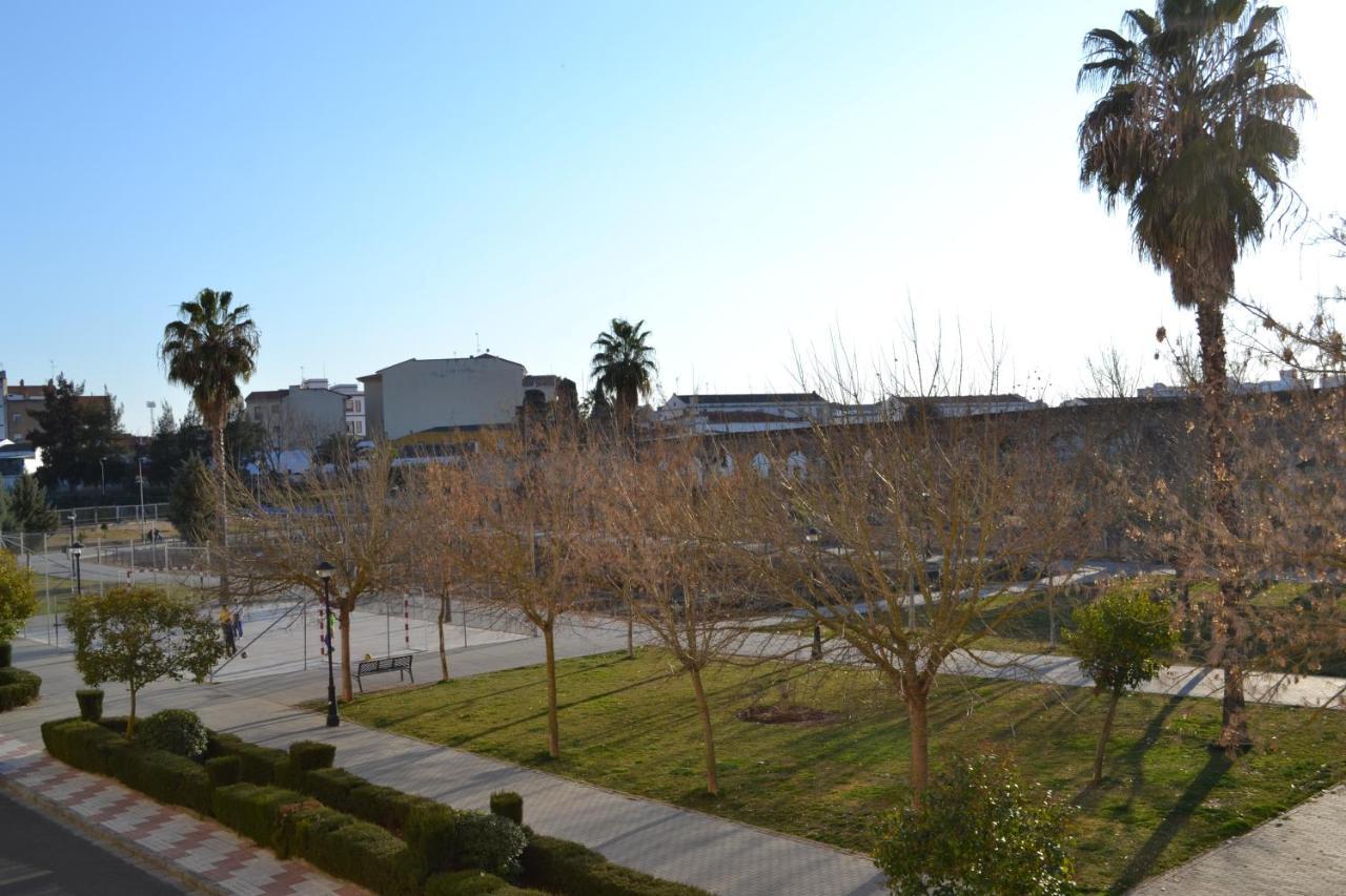 Apartamento Acueducto, Tres Dormitorios Y Parking Gratis Меріда Екстер'єр фото